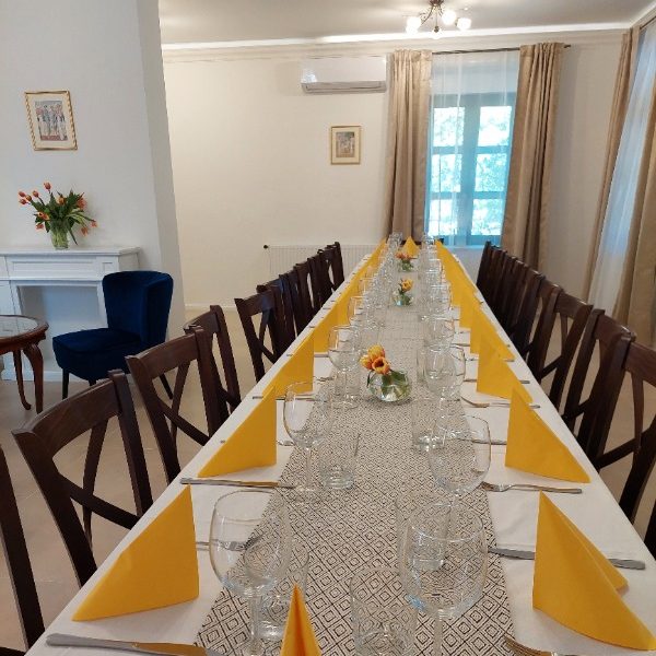 puszedli rendezvényterem berendezve